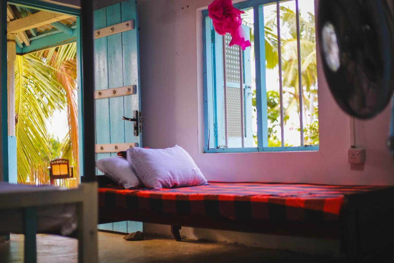 Tehan Homestay Dikwella Sur Exterior foto